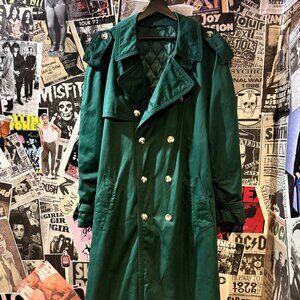 ✨ Rare 1980s Hugo Boss Forest Green Quilted Trench Coat – Swiss Made – Collector